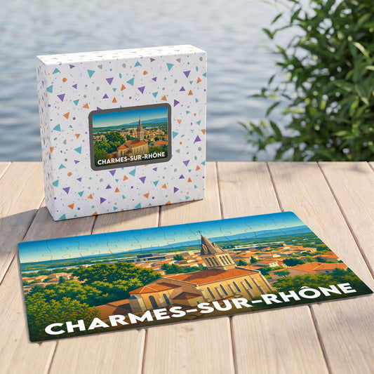 Puzzle souvenir de la ville de Charmes-sur-Rhône avec une illustration stylisée de son église et de ses paysages.