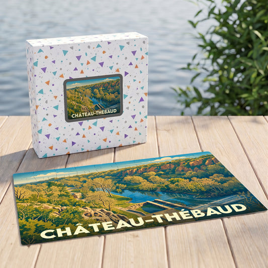 Puzzle souvenir de la ville de Château-Thébaud avec une illustration paysagère stylisée.