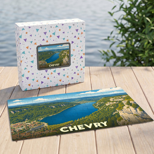 Puzzle souvenir de la ville de Chevry représentant un paysage de lac et de falaises avec une illustration stylisée.
