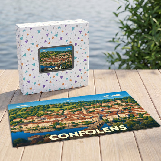 Puzzle souvenir de la ville de Confolens présentant une illustration stylisée et colorée du paysage urbain en bord de rivière.