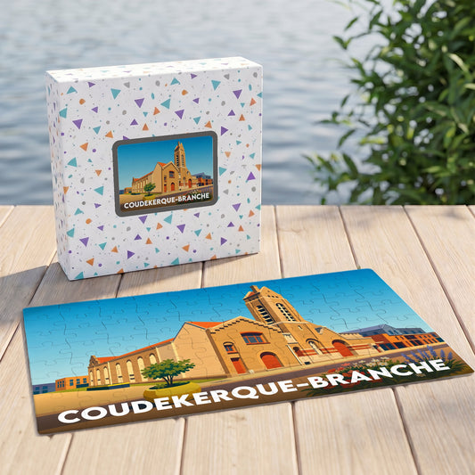 Puzzle souvenir de la ville de Coudekerque-Branche avec une illustration stylisée de son église et de son beffroi.