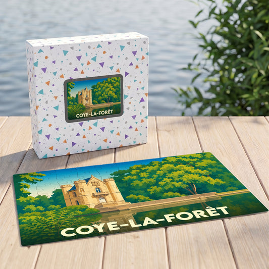 Puzzle souvenir de la ville de Coye-la-Forêt illustré d'un château stylisé dans un écrin de verdure.