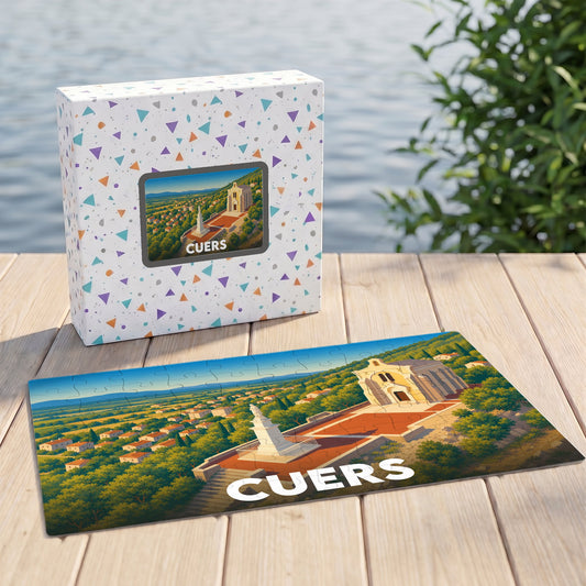 Puzzle souvenir de la ville de Cuers illustré d'un paysage panoramique stylisé.