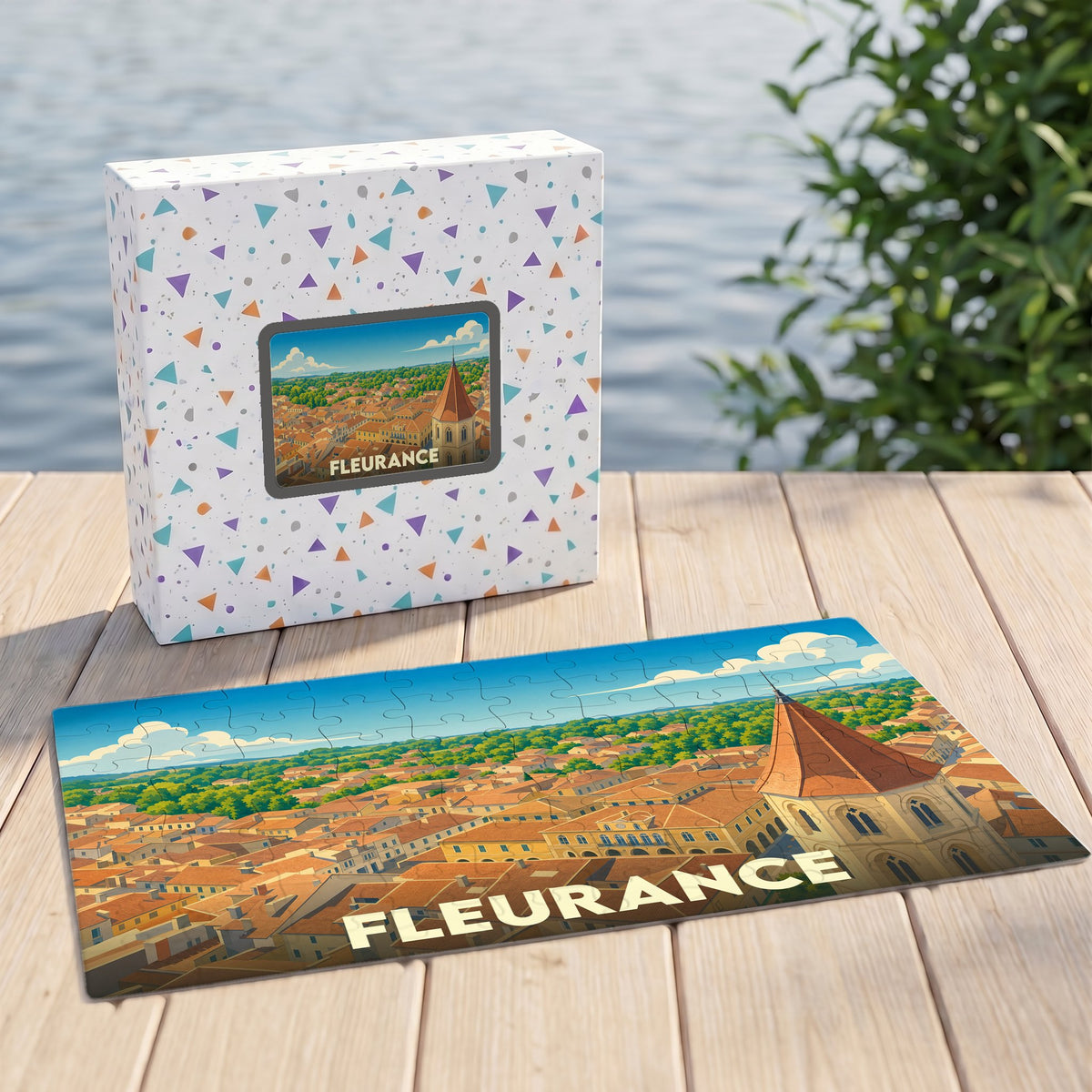 Puzzle souvenir de la ville de Fleurance présentant une illustration panoramique stylisée de ses toits et de son église.