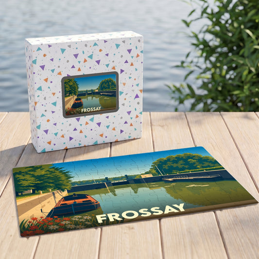 Puzzle souvenir de la ville de Frossay avec une illustration stylisée d'un canal et de son bateau.