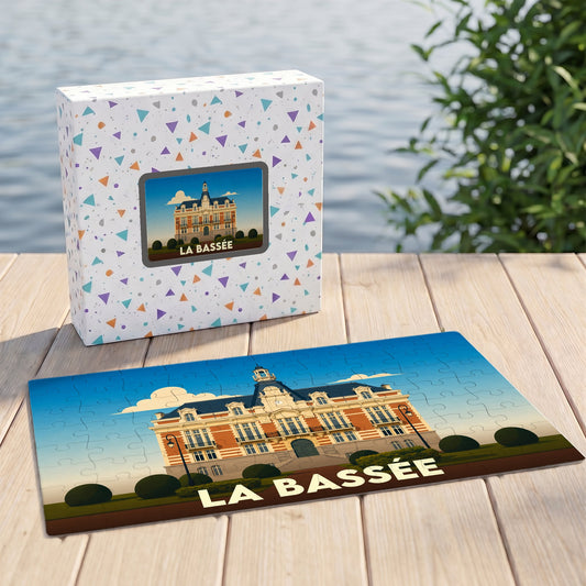 Puzzle souvenir de la ville de La Bassée avec une illustration stylisée de l'hôtel de ville.