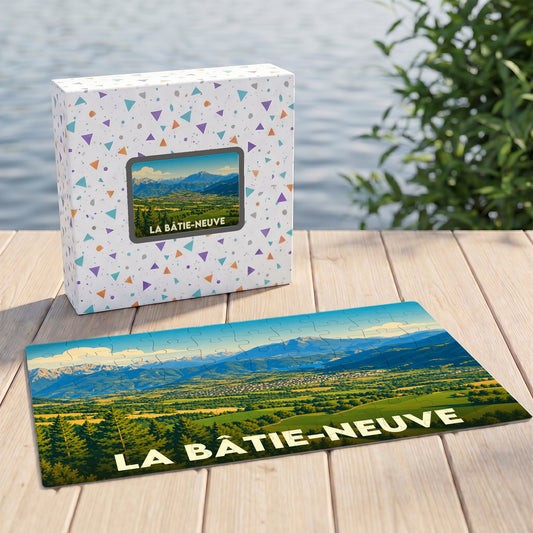 Puzzle souvenir de la ville de La Bâtie-Neuve illustré par un paysage de montagne panoramique.
