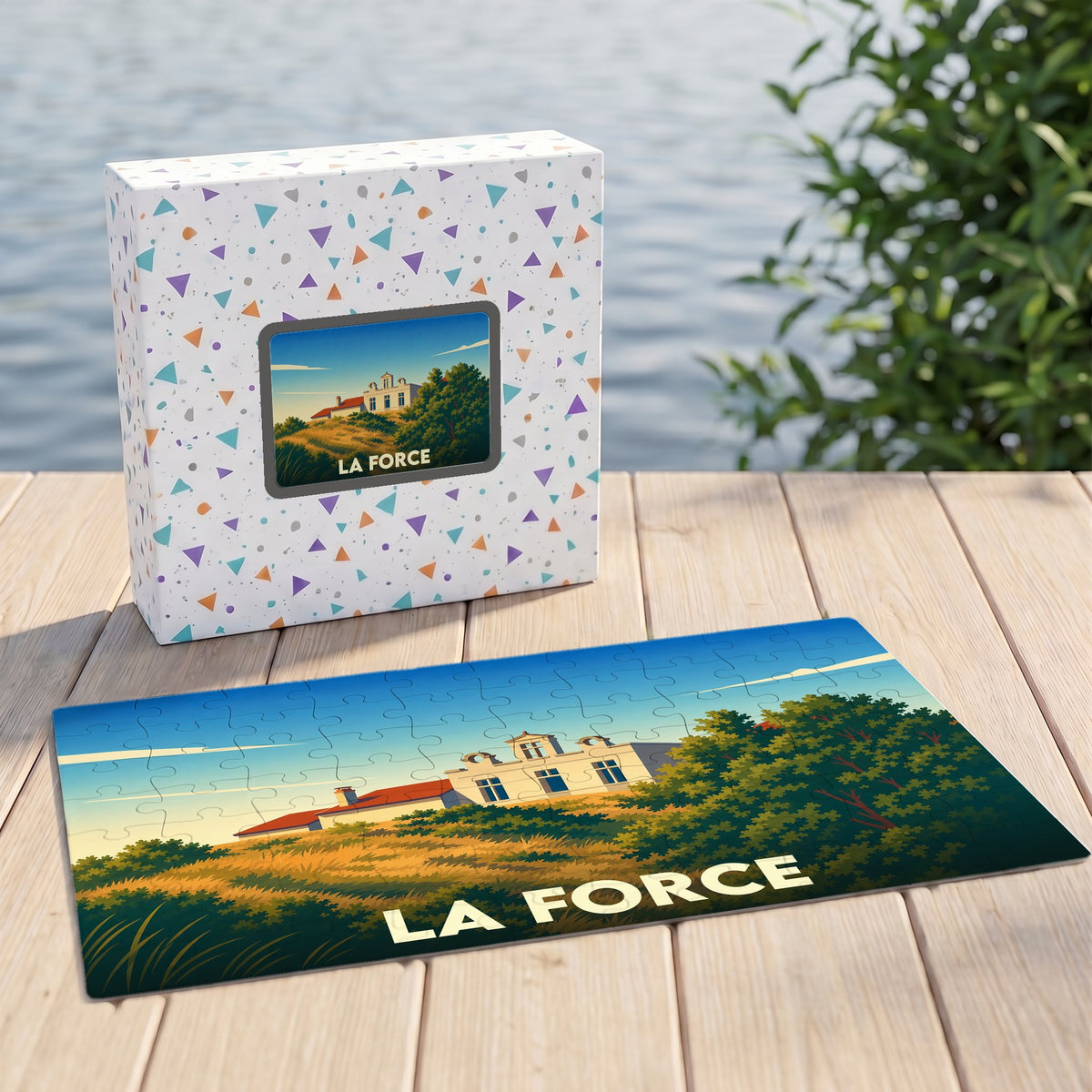 Puzzle souvenir de la ville de La Force avec une illustration stylisée de son paysage.