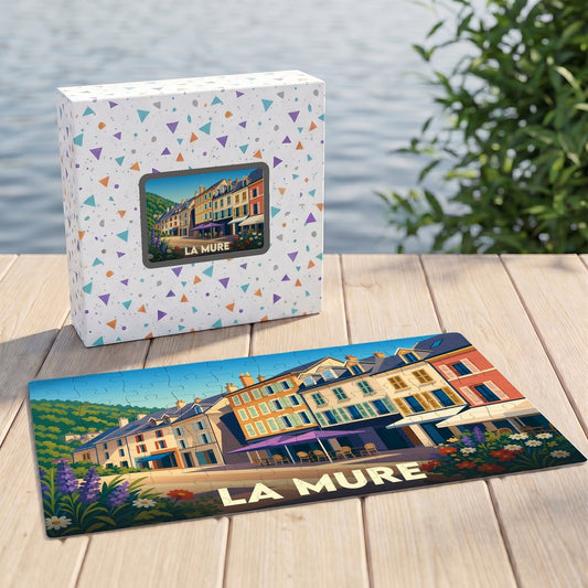 Puzzle souvenir de la ville de La Mure avec une illustration stylisée d'une rue colorée.