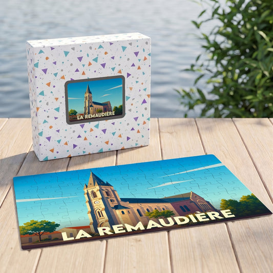 Puzzle souvenir de la commune de La Remaudière illustré d'un clocher d'église stylisé.