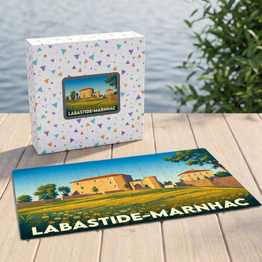 Puzzle souvenir de la ville de Labastide-Marnhac avec une illustration stylisée de son paysage.