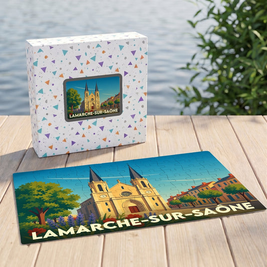 Puzzle souvenir de la ville de Lamarche-sur-Saône avec une illustration stylisée de son église et de ses quais.