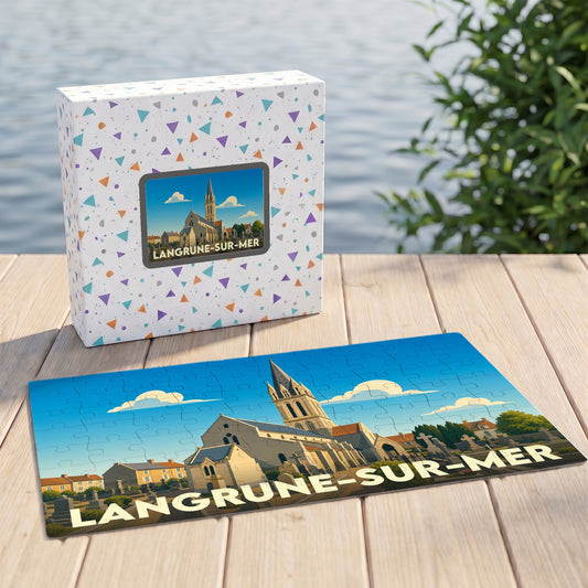 Puzzle souvenir de la ville de Langrune-sur-Mer avec une illustration stylisée de son église.