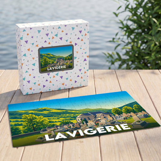 Puzzle souvenir de la ville de Lavigerie avec une illustration stylisée d'un paysage de campagne.