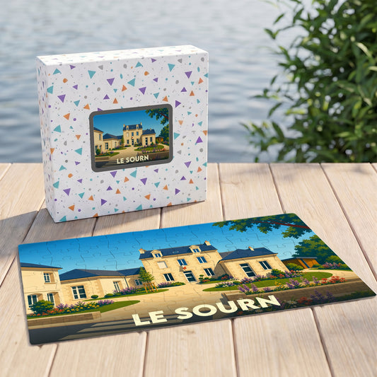 Puzzle souvenir de la ville de Le Sourn illustrant l'hôtel de ville dans un style graphique épuré.