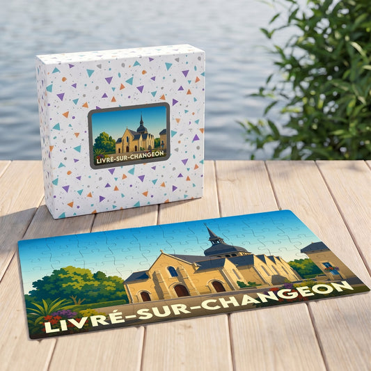 Puzzle souvenir de la ville de Livré-sur-Changeon avec son église illustrée dans un style rétro.