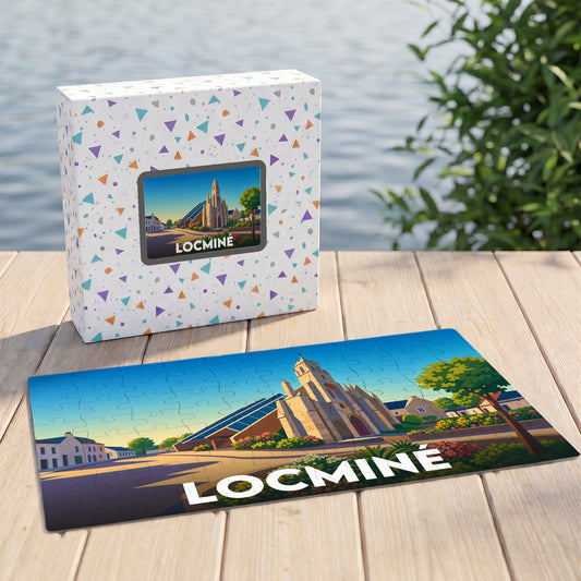 Puzzle souvenir de la ville de Locminé avec une illustration stylisée de son église et de ses environs.