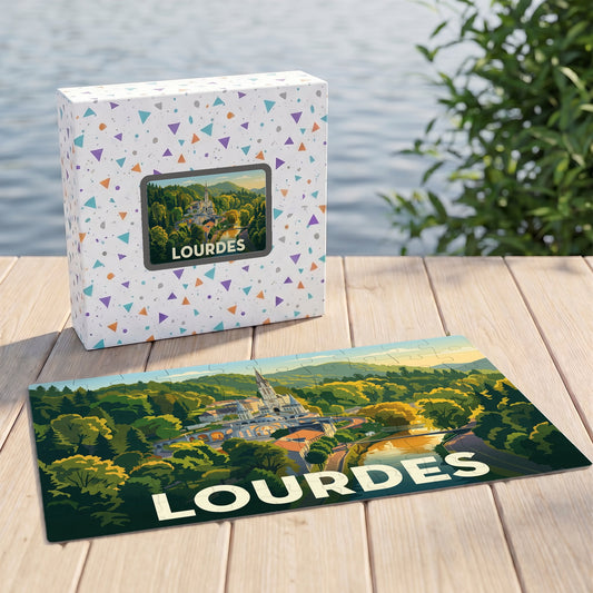 Puzzle souvenir de la ville de Lourdes avec une illustration paysagère stylisée.