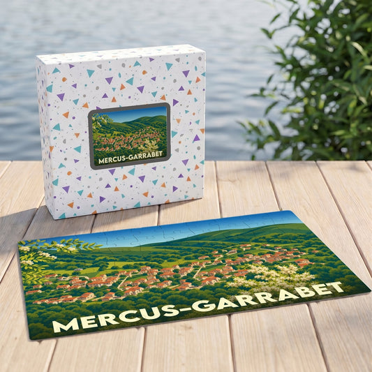 Puzzle souvenir de la commune de Mercus-Garrabet présentant une illustration de son paysage urbain et vallonné.