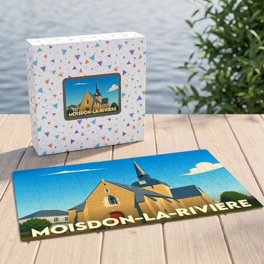 Puzzle souvenir de la ville de Moisdon-la-Rivière avec une illustration stylisée de son église.