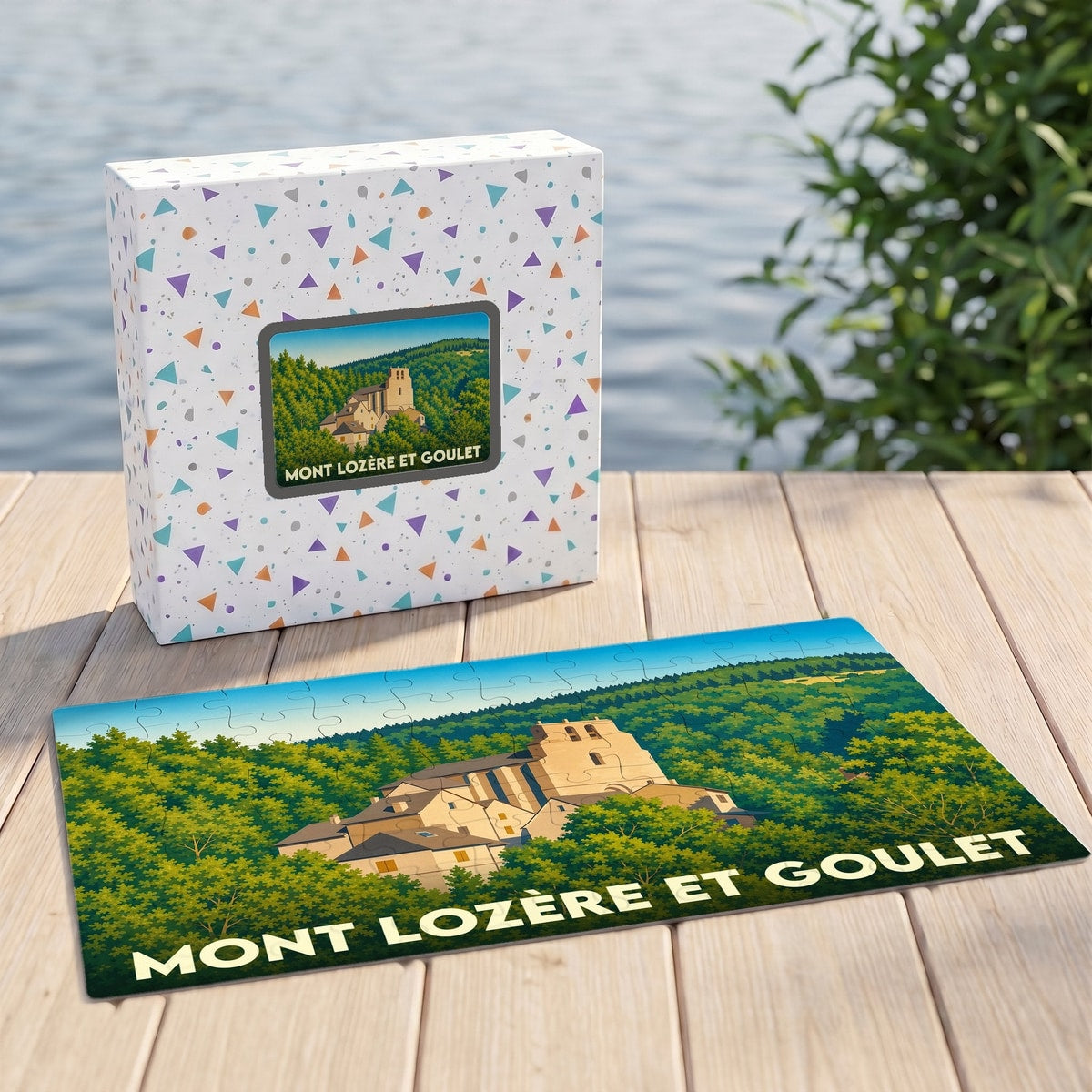 Puzzle souvenir de la ville de Mont Lozère et Goulet avec une illustration de paysage boisé.