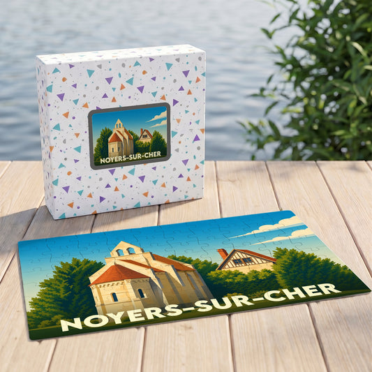 Puzzle souvenir de la ville de Noyers-sur-Cher avec une illustration stylisée de son patrimoine.