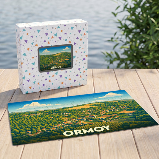 Puzzle souvenir de la ville d'Ormoy présentant une illustration stylisée de son paysage vallonné.