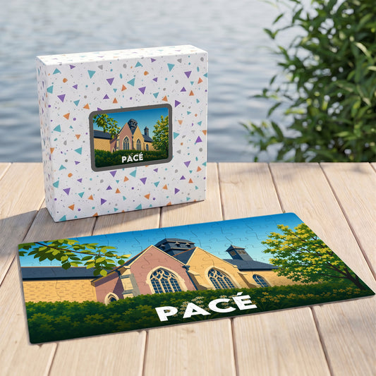 Puzzle souvenir de la ville de Pacé avec une illustration stylisée de son architecture.