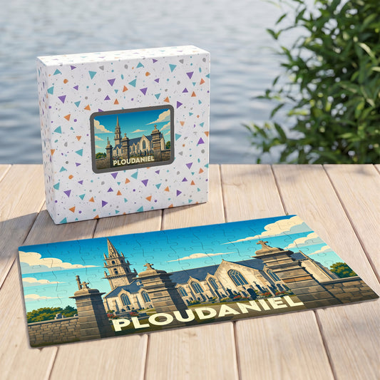 Puzzle souvenir de la ville de Ploudaniel présentant une illustration stylisée de son église sur sa boîte et ses pièces assemblées.