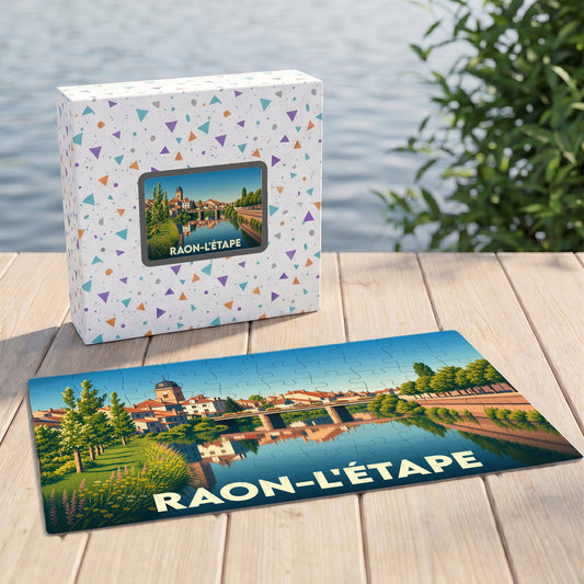 Puzzle souvenir de la ville de Raon-l'Étape avec une illustration stylisée d'un pont en bord de rivière.