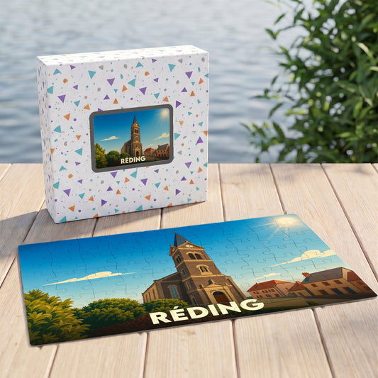 Puzzle souvenir de la ville de Réding avec une illustration stylisée de son église.