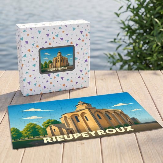 Puzzle souvenir de la ville de Rieupeyroux avec une illustration stylisée de son église.
