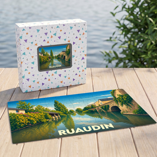 Puzzle souvenir de la ville de Ruaudin avec une illustration stylisée de ses paysages et de son patrimoine.