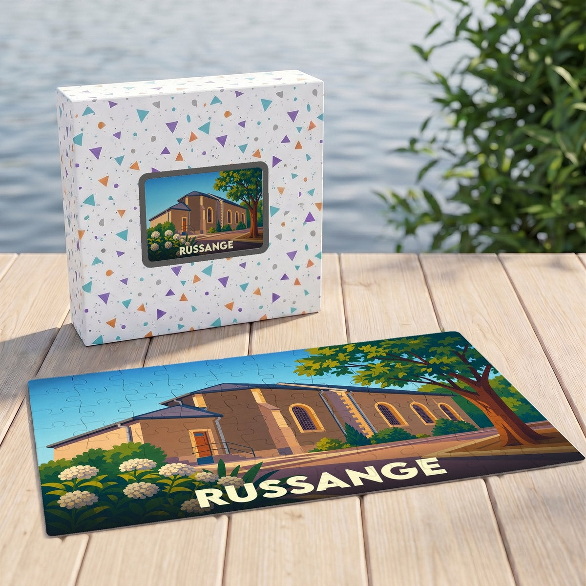 Puzzle souvenir de la ville de Russange avec une illustration stylisée de l'église locale.
