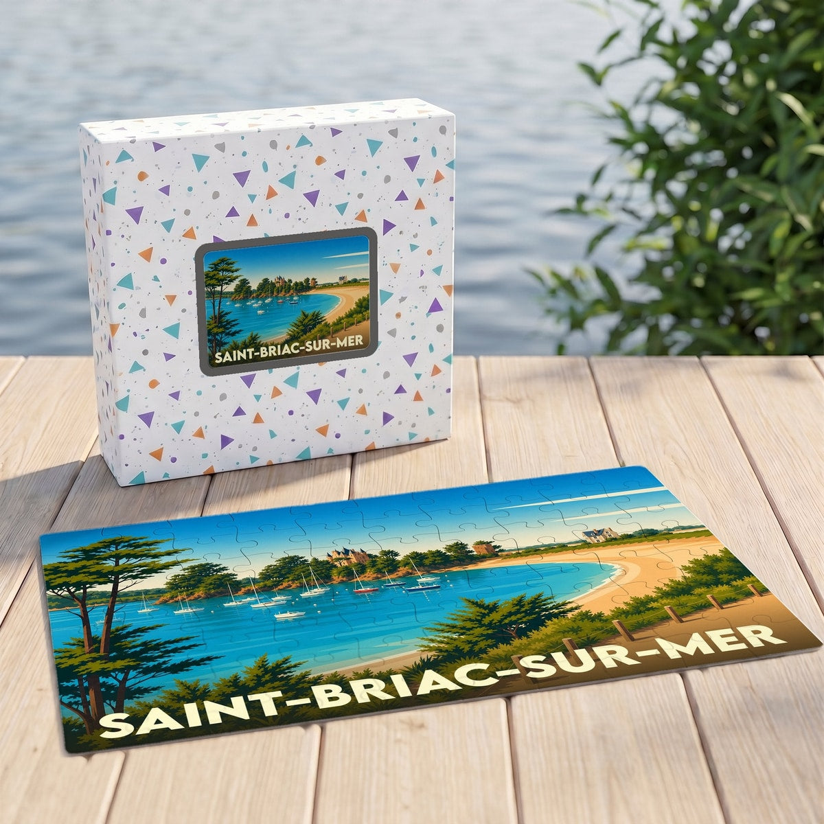 Puzzle souvenir de la ville de Saint-Briac-sur-Mer avec son illustration balnéaire stylisée.