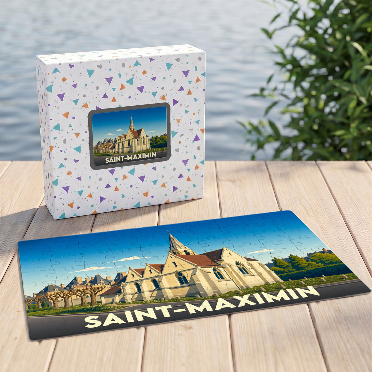 Puzzle souvenir de la ville de Saint-Maximin avec une illustration stylisée de son patrimoine architectural.