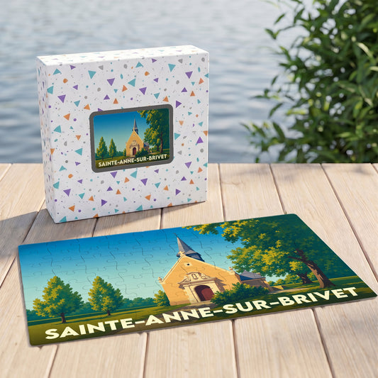 Puzzle souvenir de la ville de Sainte-Anne-sur-Brivet avec une illustration stylisée d'une église.