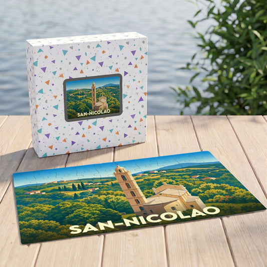 Puzzle souvenir de la ville de San-Nicolao avec une illustration stylisée d'un paysage corse.