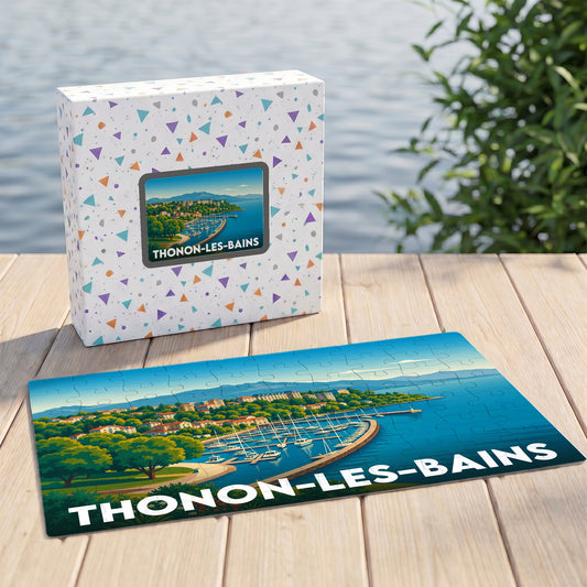 Puzzle souvenir de la ville de Thonon-les-Bains avec une illustration stylisée de son port de plaisance.