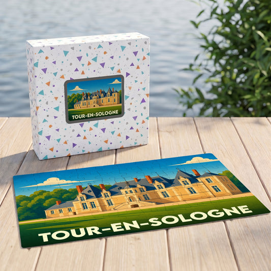Puzzle souvenir de la ville de Tour-en-Sologne avec une illustration stylisée de son château.