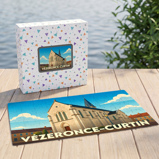 Puzzle souvenir de la ville de Vézeronce-Curtin avec une illustration stylisée de son église.