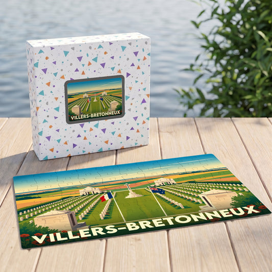 Puzzle souvenir de Villers-Bretonneux illustrant le mémorial australien dans un style graphique et coloré.