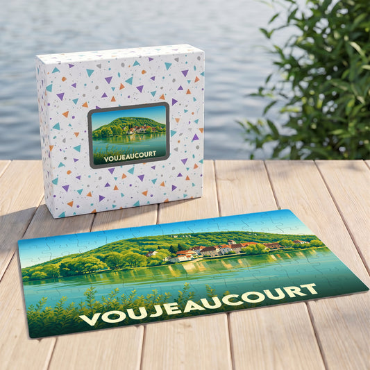 Puzzle souvenir de la ville de Voujeaucourt avec une illustration stylisée d'un paysage de bord de l'eau.