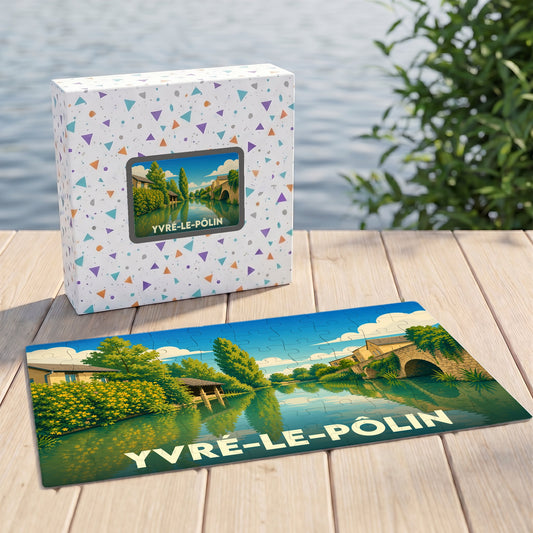 Puzzle souvenir de la ville de Yvré-le-Pôlin illustrant un paysage fluvial paisible avec son pont de pierre.