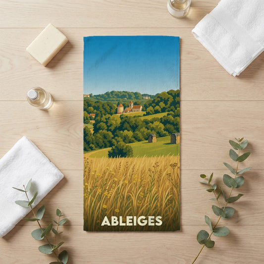 Serviette de bain souvenir de la ville d'Ableiges avec une illustration de paysage champêtre.