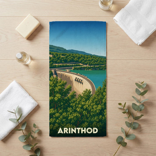 Serviette de bain souvenir de la ville d'Arinthod avec une illustration stylisée du barrage de Vouglans.