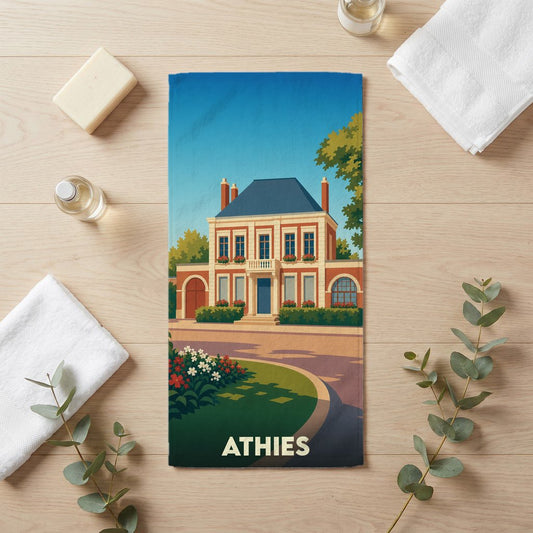Serviette de bain souvenir de la ville d'Athies avec une illustration stylisée d'une maison de maître.