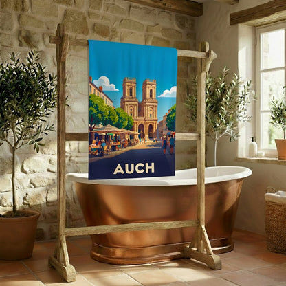 Serviette de bain souvenir de la ville de Auch avec une illustration stylisée.