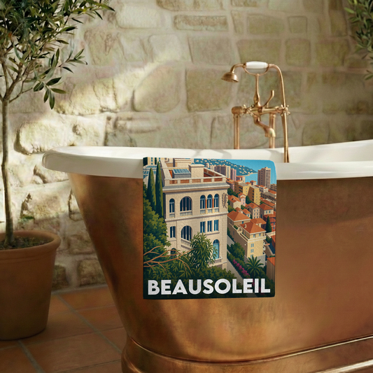 Serviette de bain souvenir de la ville de Beausoleil avec une illustration stylisée.
