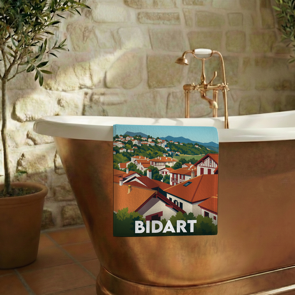 Serviette de bain souvenir de la ville de Bidart avec une illustration stylisée.